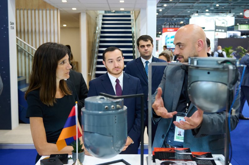 Глава Минобороны Франции посетила армянский павильон на Eurosatory 2026