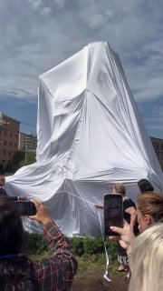 Статую «Ваагна-драконоборца» переустановили у мэрии Еревана: что известно